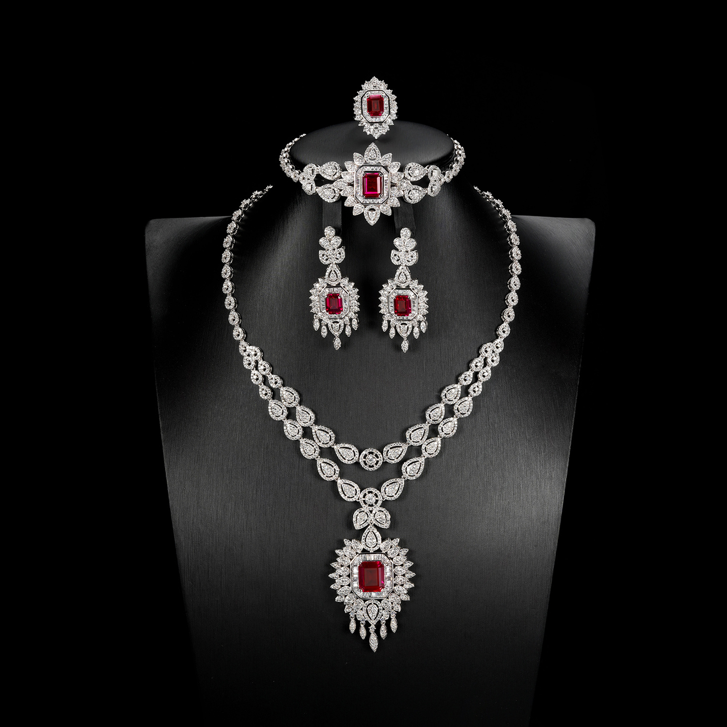 Luxury ruby and diamond necklace set