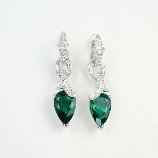 LUXURY JEWELS Luxury emerald earrings